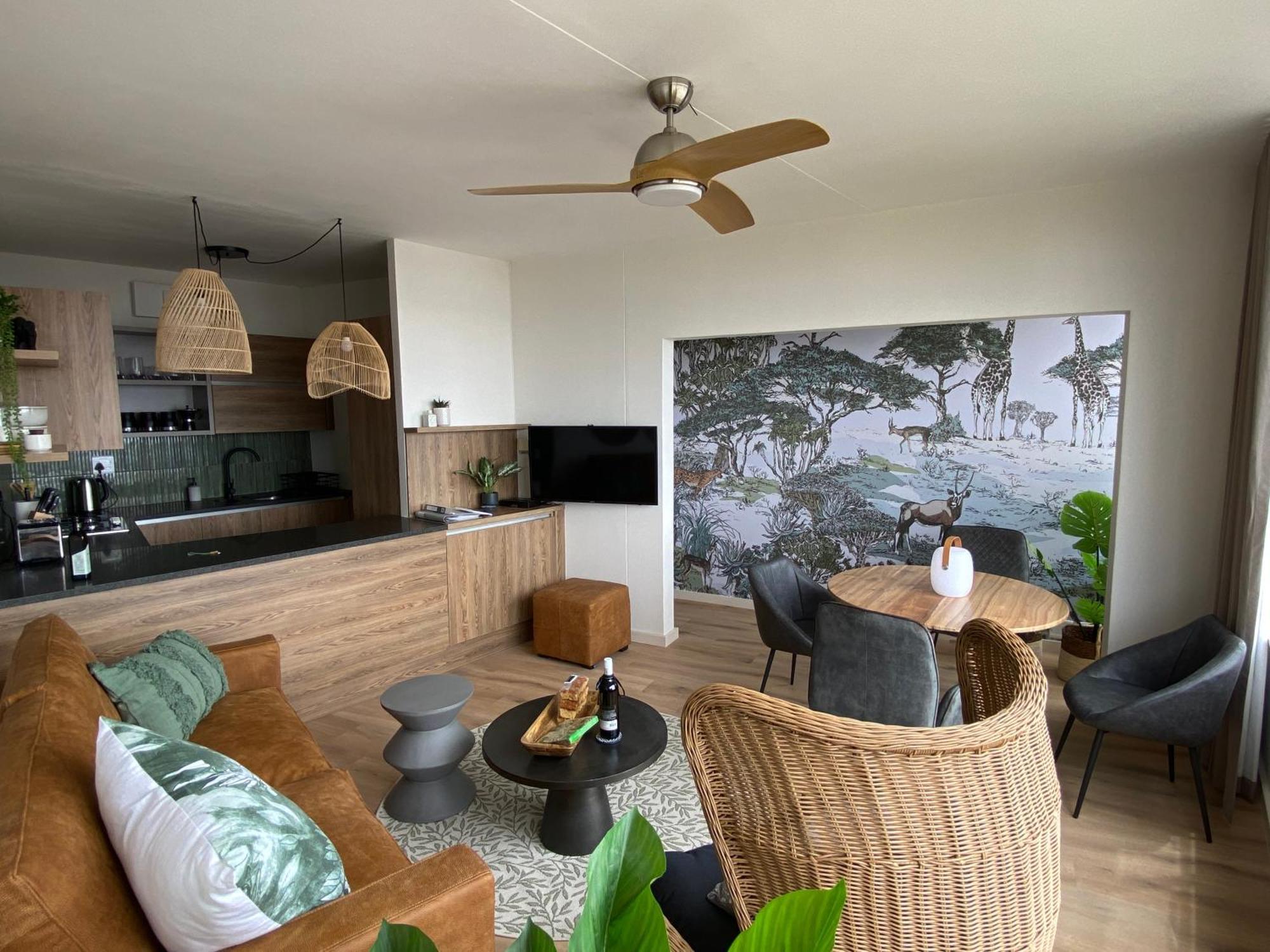 Apartment Brand New Gem With Breathtaking Views Of